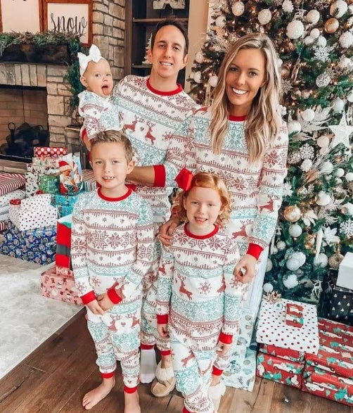 2024 Christmas Family Matching Pajamas New Year Xmas Father Mother Kids Baby Clothes Set Dad Mom And Daughter Son Pyjamas Outfit