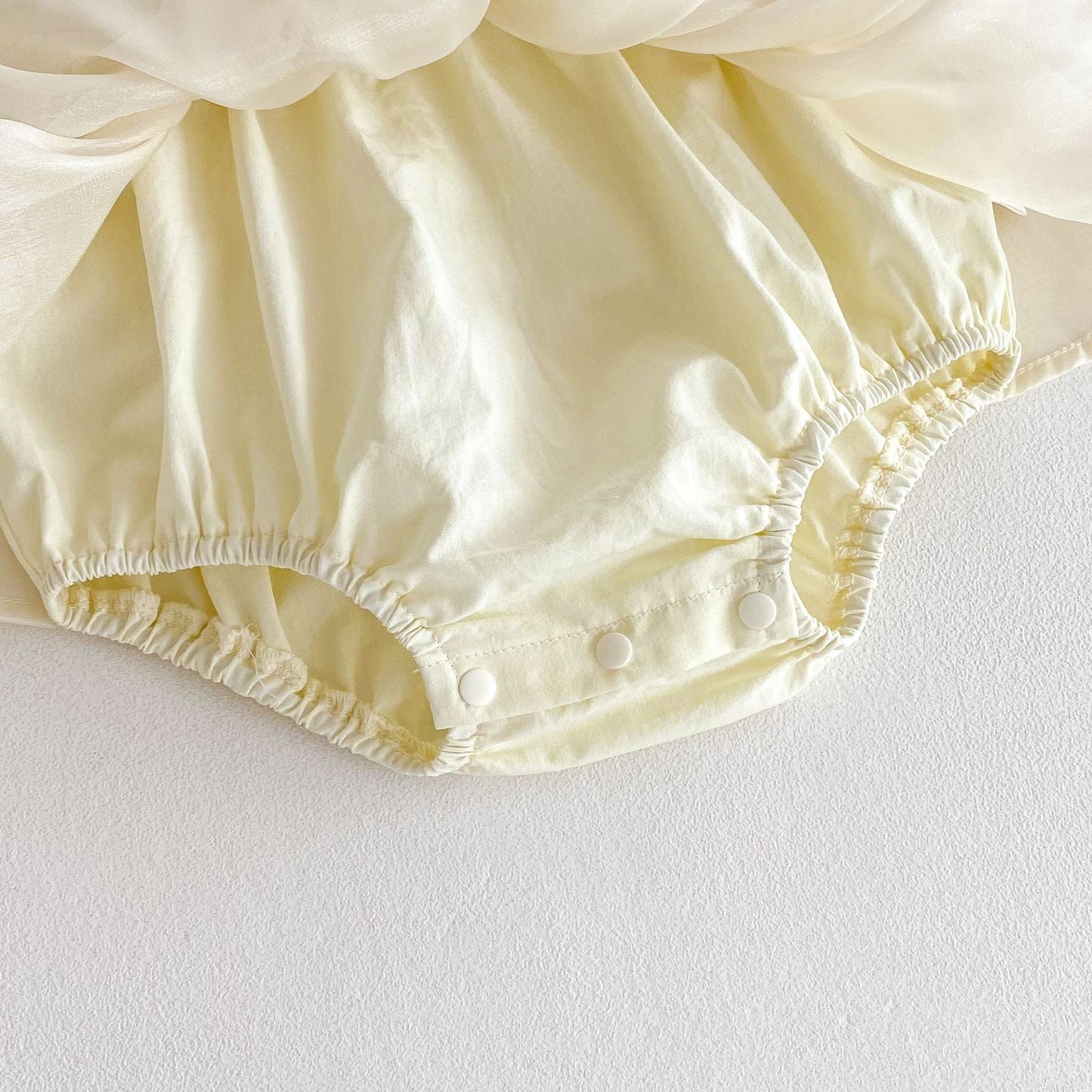 Summer Arrival Baby Girls Cute Sleeveless Butterfly-bow Decorated Dress Design Strap Onesies-4