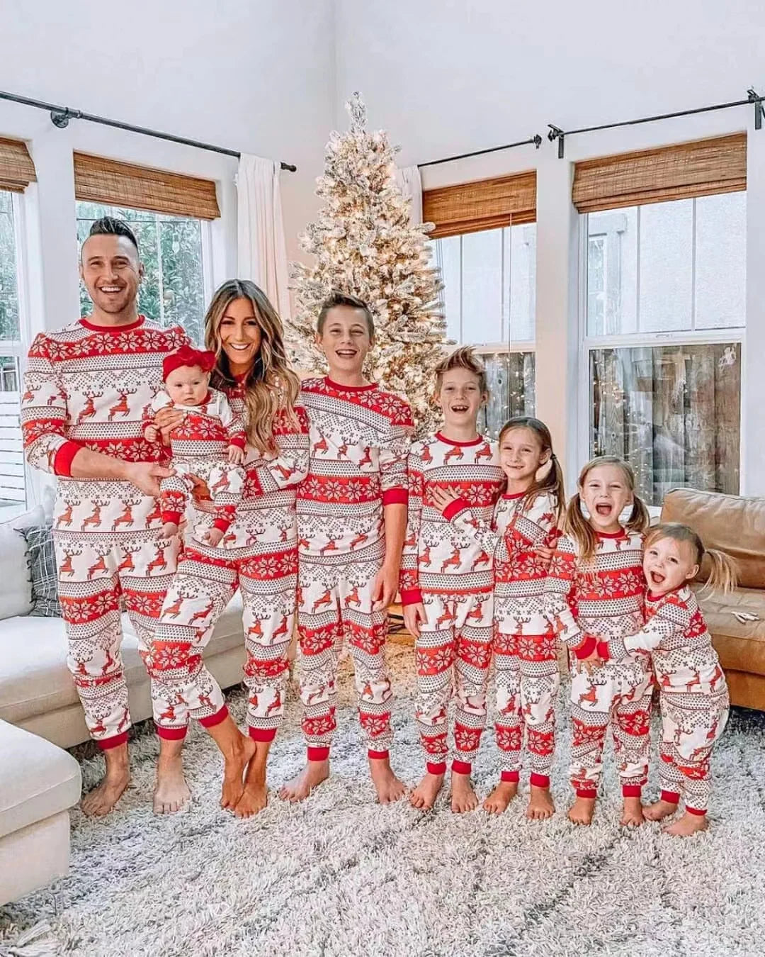 2024 Christmas Family Matching Pajamas New Year Xmas Father Mother Kids Baby Clothes Set Dad Mom And Daughter Son Pyjamas Outfit