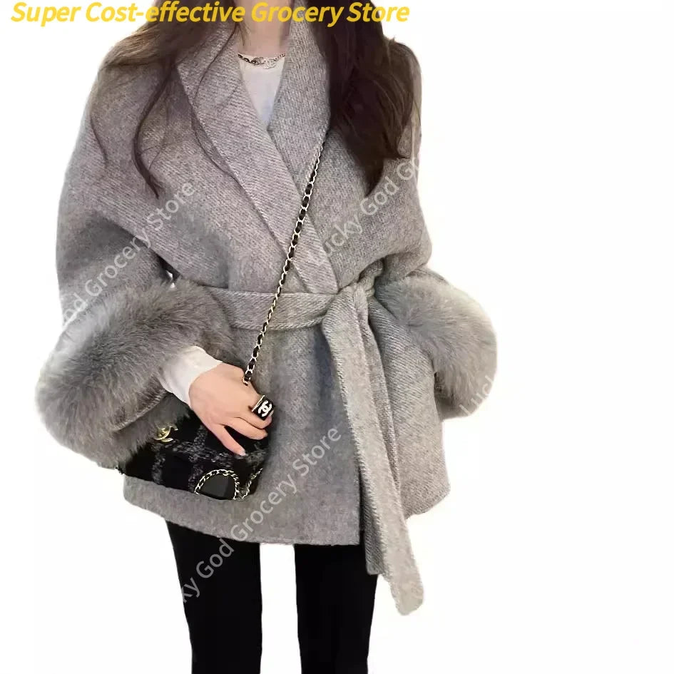Hot sale high-end warmth comfortable and stylish double-sided straps for women  Not pure wool removable cuffs plush short jacket