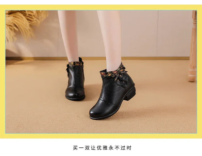Top layer cowhide 2025 autumn and winter new retro ethnic style feature thick heel buckle splicing versatile women's short boots