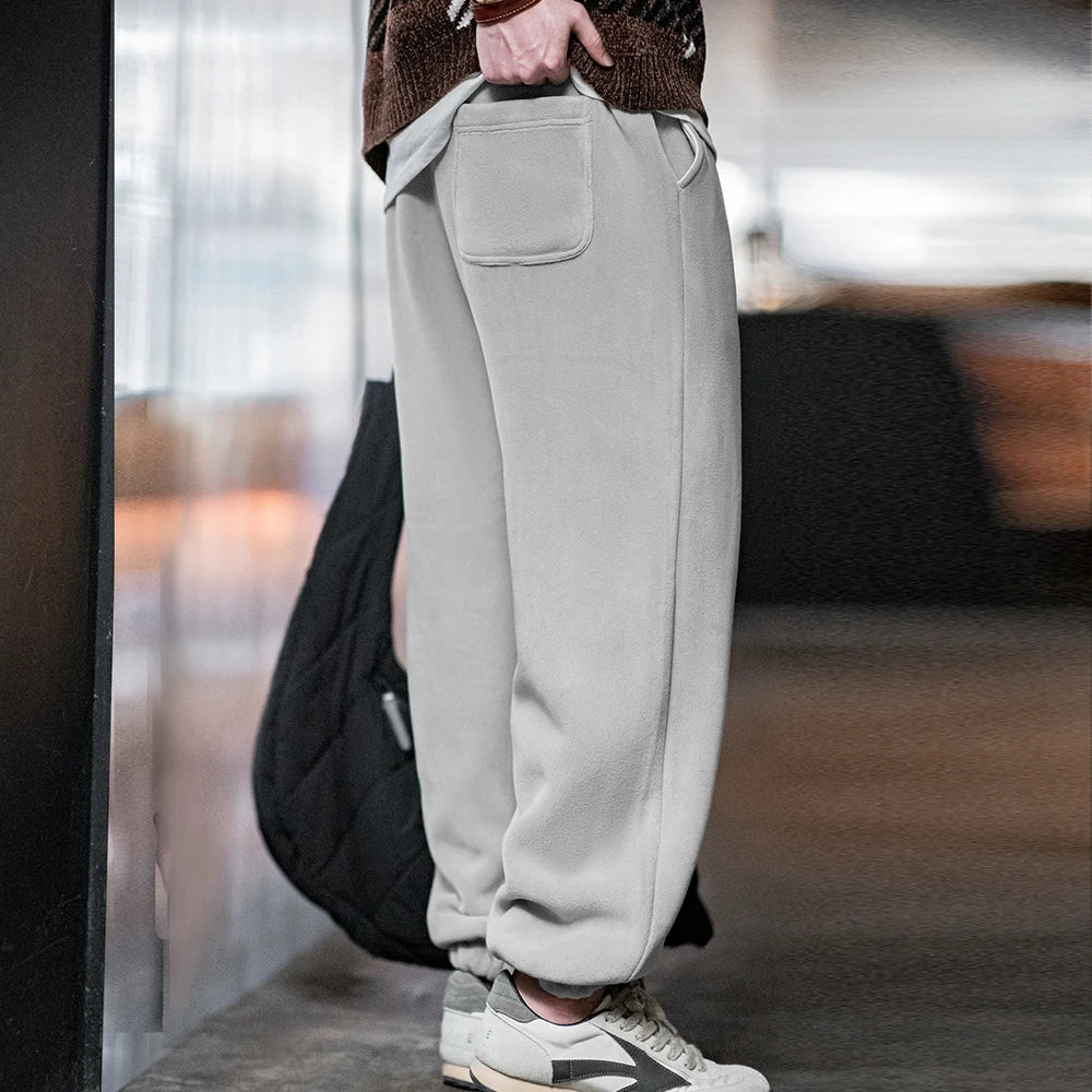 Maden Men's Casual Solid Color Polar Fleece Cuffed Sweatpants Elastic Waist Fleece-lined Pants Warm Sports Straight-leg Trousers