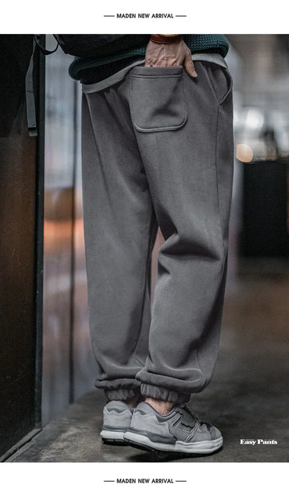 Maden Men's Casual Solid Color Polar Fleece Cuffed Sweatpants Elastic Waist Fleece-lined Pants Warm Sports Straight-leg Trousers