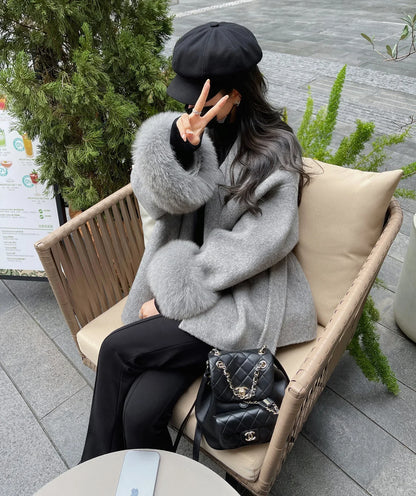 Hot sale high-end warmth comfortable and stylish double-sided straps for women  Not pure wool removable cuffs plush short jacket