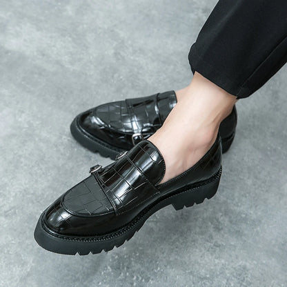 Men's Loafers Luxury Brand Leather Dress Shoes Breathable Slip-On Solid Formal Casual Shoes Handmade Designer Men Shoes Mocassin