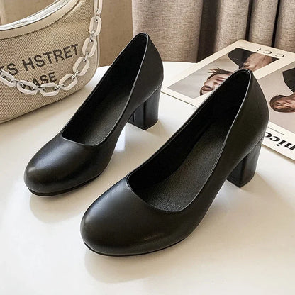 2024 Spring Autumn Large Size Single Shoes Women's Shallow Mouth Fashion Solid Color Simple and Comfortable Small Leather Shoes