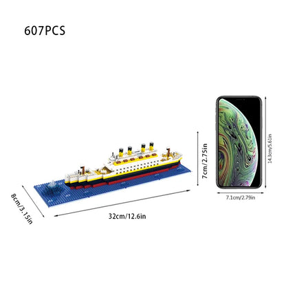 Micro particle building block assembly toy Titanic giant male and female puzzle cruise ship model children's toy
