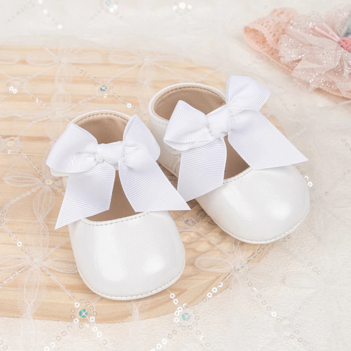 Fashion Baby Girl Casual Leather Shoes Exquisite Lace Bowknot Solid Color Princess Wedding Walking Shoes Soft Non-slip Flat Sole