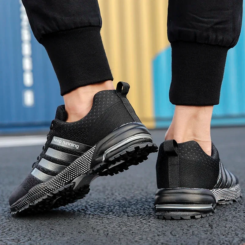 New men's women's flying mesh surface spring summer breathable casual sports shoes flat vulcanized couple running big size48