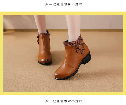 Top layer cowhide 2025 autumn and winter new retro ethnic style feature thick heel buckle splicing versatile women's short boots