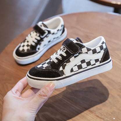 Kid's Canvas Shoes Boys Board Shoes New Net Red Low Gang Middle and Large Children Baby Girls Board Shoes Parent-Child Shoe