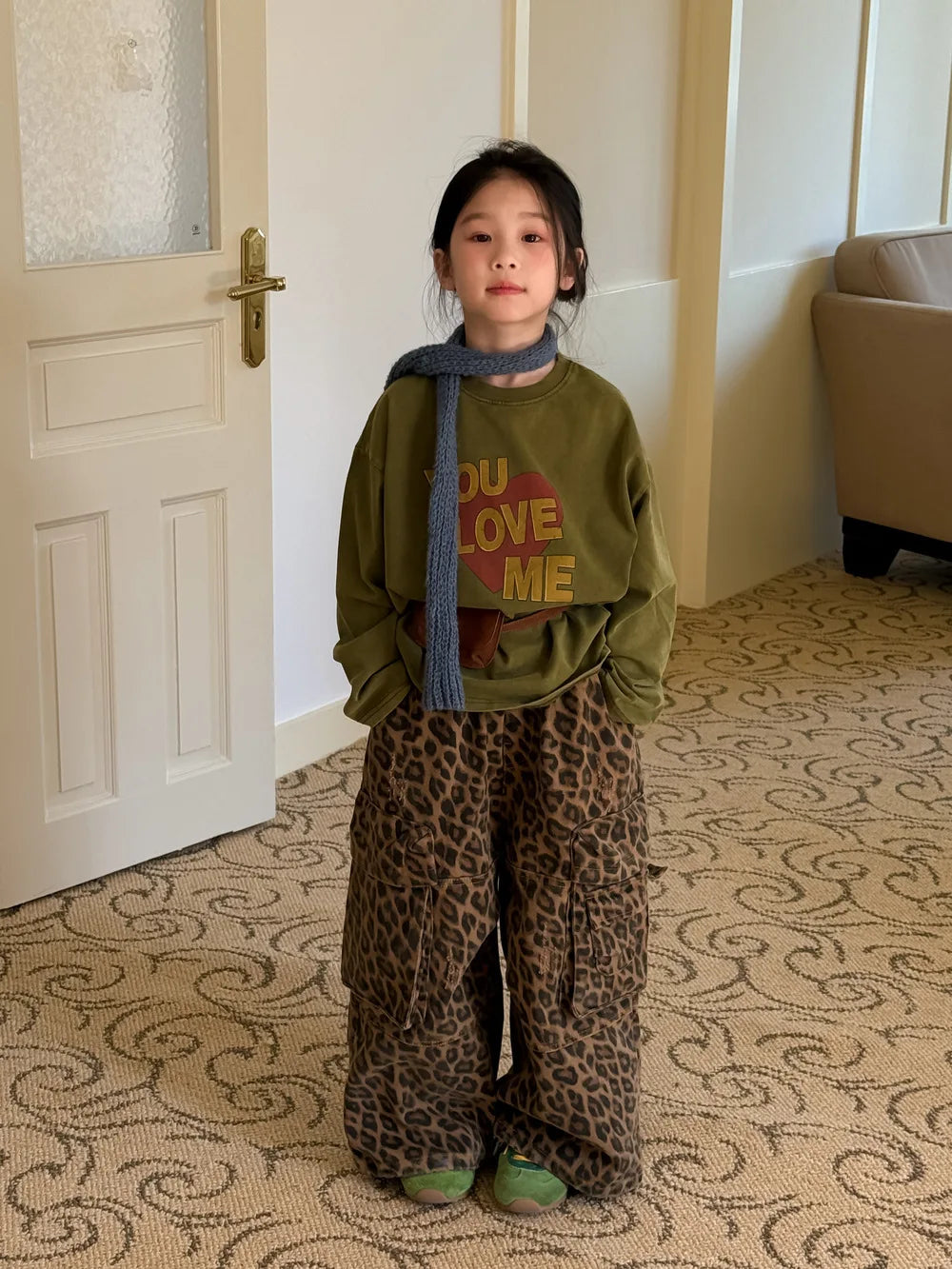 Children's Hoodie 2025 Autumn Girls' Korean Version Long Sleeved Letter Inner with Children's Round Neck Casual Loose Top