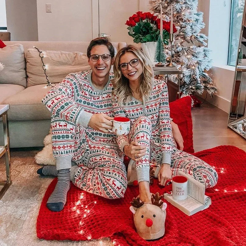 2024 Christmas Family Matching Pajamas New Year Xmas Father Mother Kids Baby Clothes Set Dad Mom And Daughter Son Pyjamas Outfit