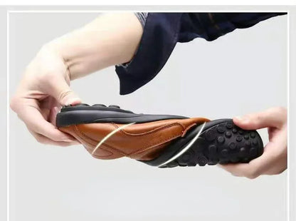 Shoes Men Leather Spring Loafers Slip on Business Casual Leather Shoes Classic Soft Moccasins Hombre Breathable Flats Shoes