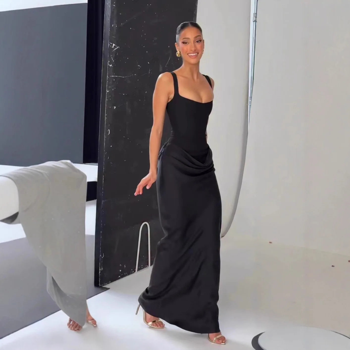 CHNMR Sexy Backless Ruched Maxi Dress for Women U-neck Sleeveless Bandage Bodycon Black Long Dresses Lady Evening Party Gown