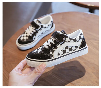 Kid's Canvas Shoes Boys Board Shoes New Net Red Low Gang Middle and Large Children Baby Girls Board Shoes Parent-Child Shoe