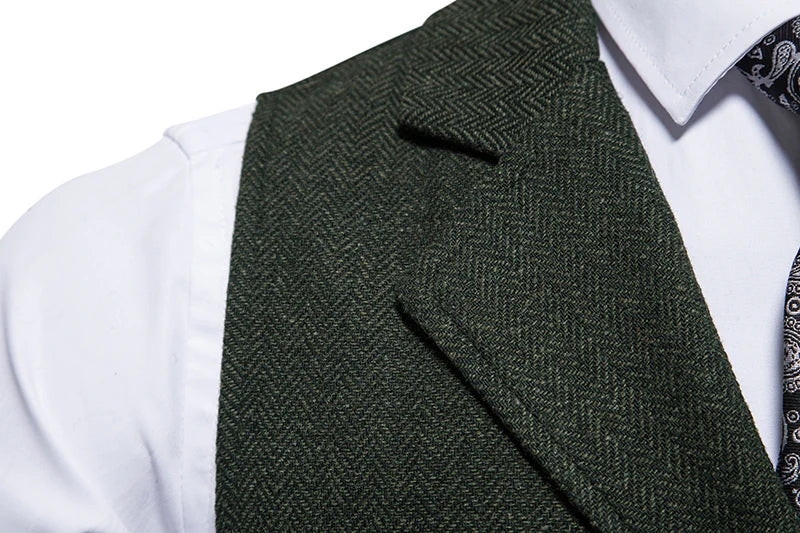 New Men's Retro Lapel Vest Herringbone Coarse Tweed Pockets Suit Vest British Casual Vintage Gentleman Leisure Party Bar Banquet