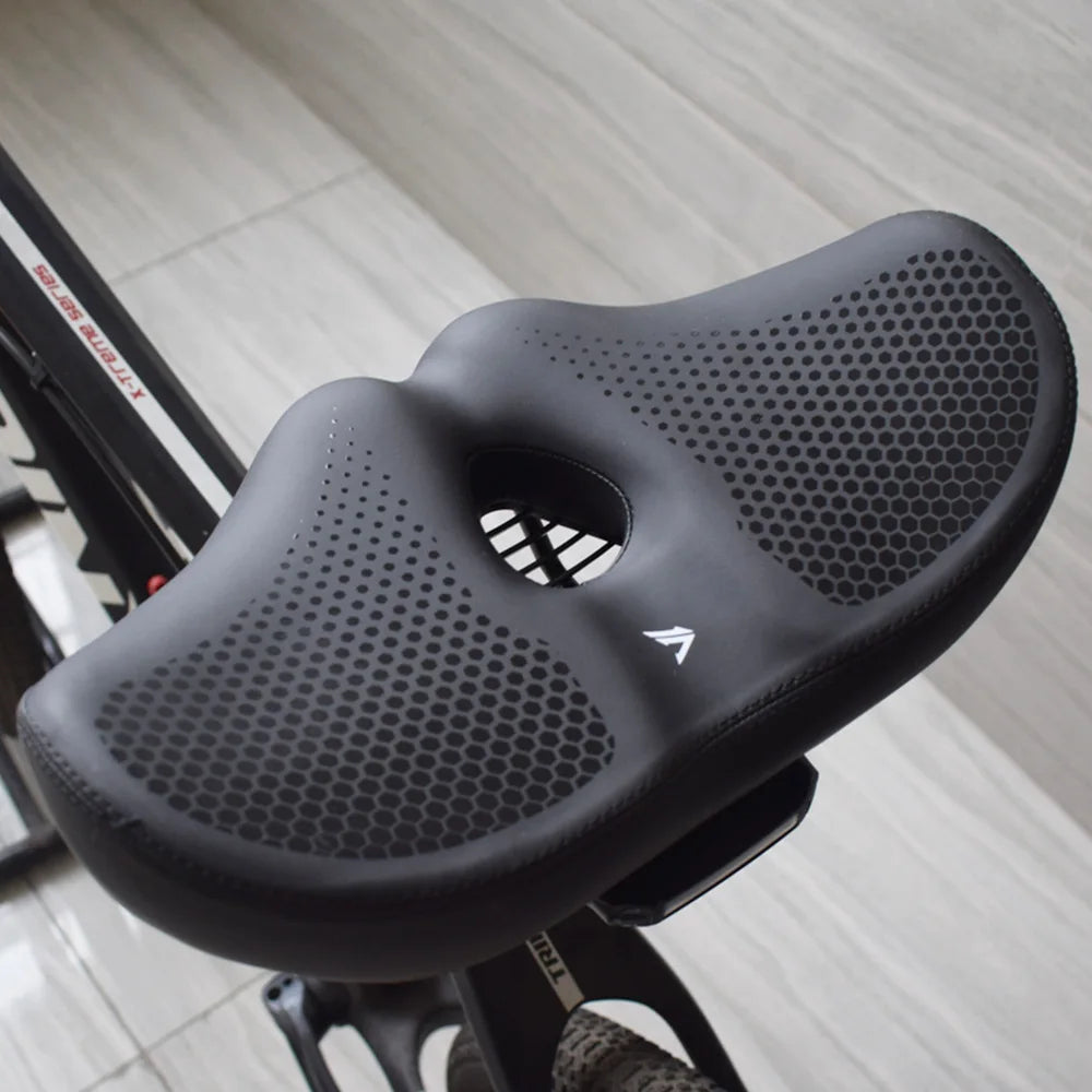 Noseless Bike Seat Cushion for Men Women Extra Padding Comfort Wide Bicycle Seat Oversized Comfortable Saddle for Peloton Bikes