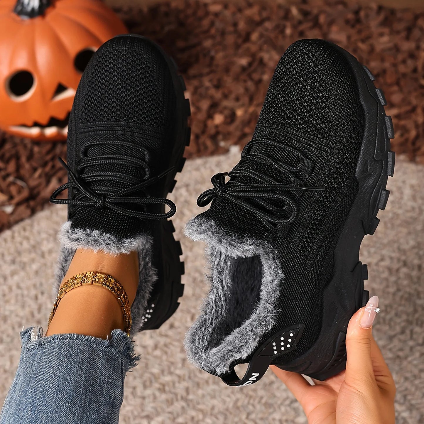 Sneakers Women's Winter Warm Sports Shoes Non Slip Soles Suitable for Cold Weather Outdoor Walking Sports Shoes Ladies Sneakers
