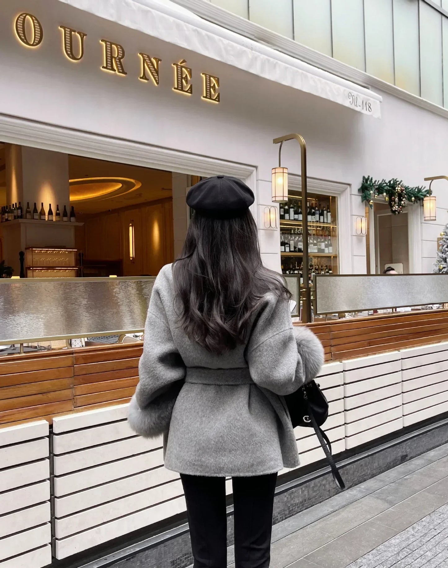 Hot sale high-end warmth comfortable and stylish double-sided straps for women  Not pure wool removable cuffs plush short jacket