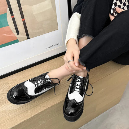 Ochanmeb Big Size 48 Women Patent Leather Brogues High Heels Derby Shoes Platforms Laser Cutout Oxfords Fashion Ladies Pumps Red