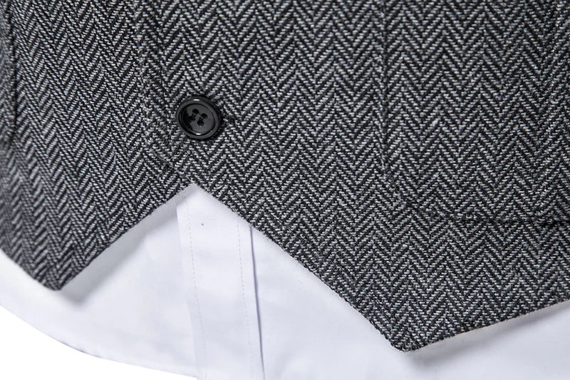 New Men's Retro Lapel Vest Herringbone Coarse Tweed Pockets Suit Vest British Casual Vintage Gentleman Leisure Party Bar Banquet