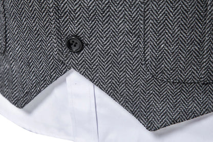 New Men's Retro Lapel Vest Herringbone Coarse Tweed Pockets Suit Vest British Casual Vintage Gentleman Leisure Party Bar Banquet