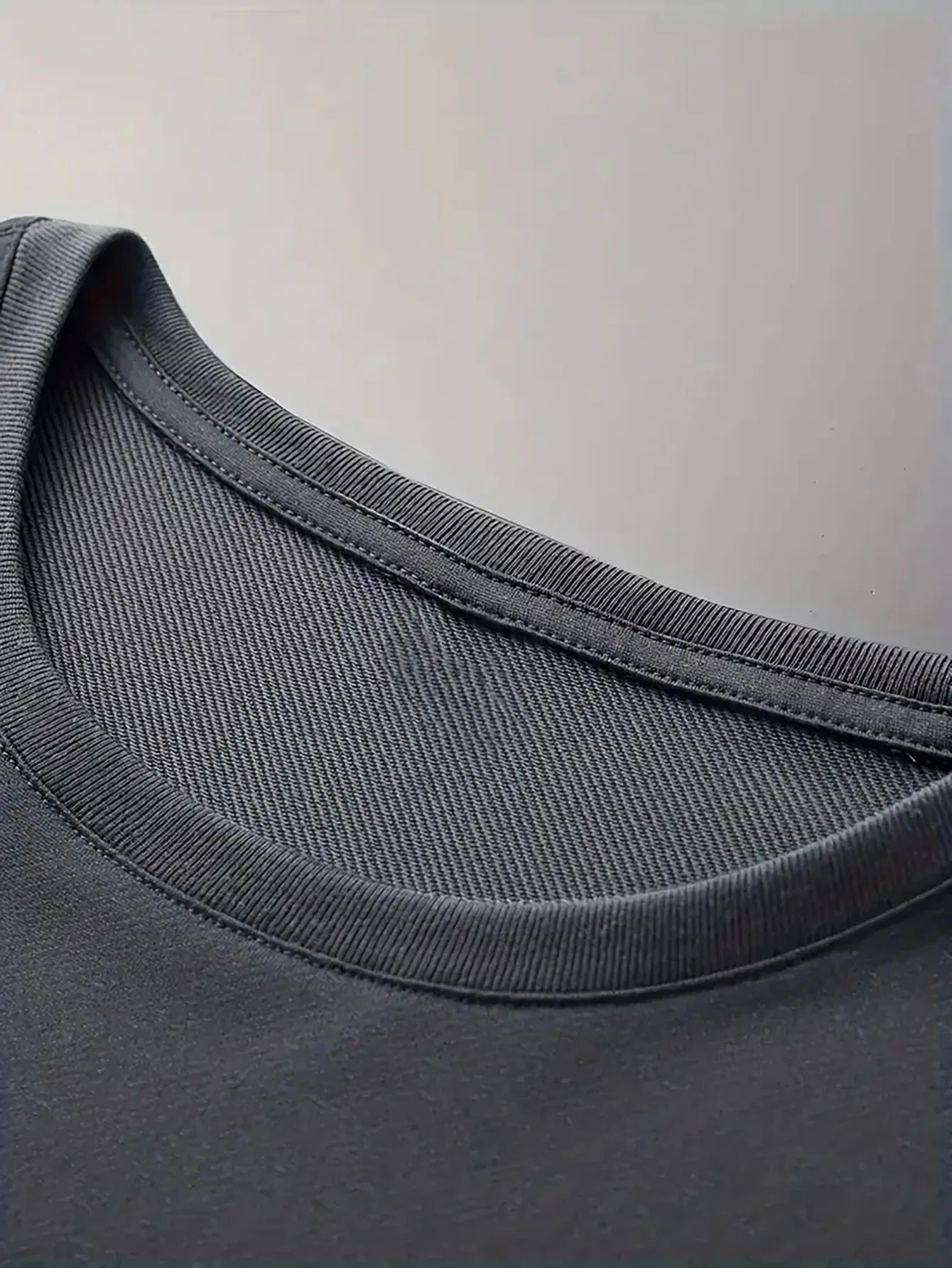 100% cotton men's casual loose T-shirt breathable and fashionable letter pattern printed short sleeved round neck top