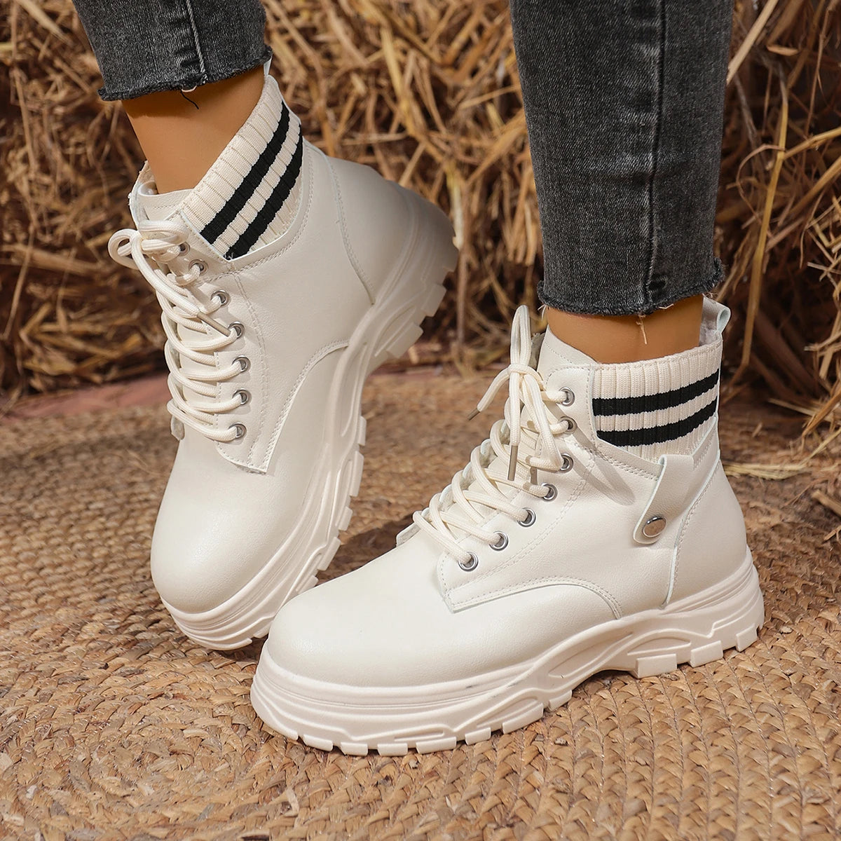 Women's snow boots, new fashionable single boots, short tube plus velvet thick sole, versatile casual cotton boots