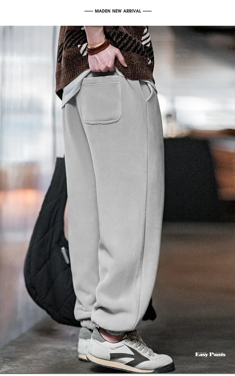 Maden Men's Casual Solid Color Polar Fleece Cuffed Sweatpants Elastic Waist Fleece-lined Pants Warm Sports Straight-leg Trousers