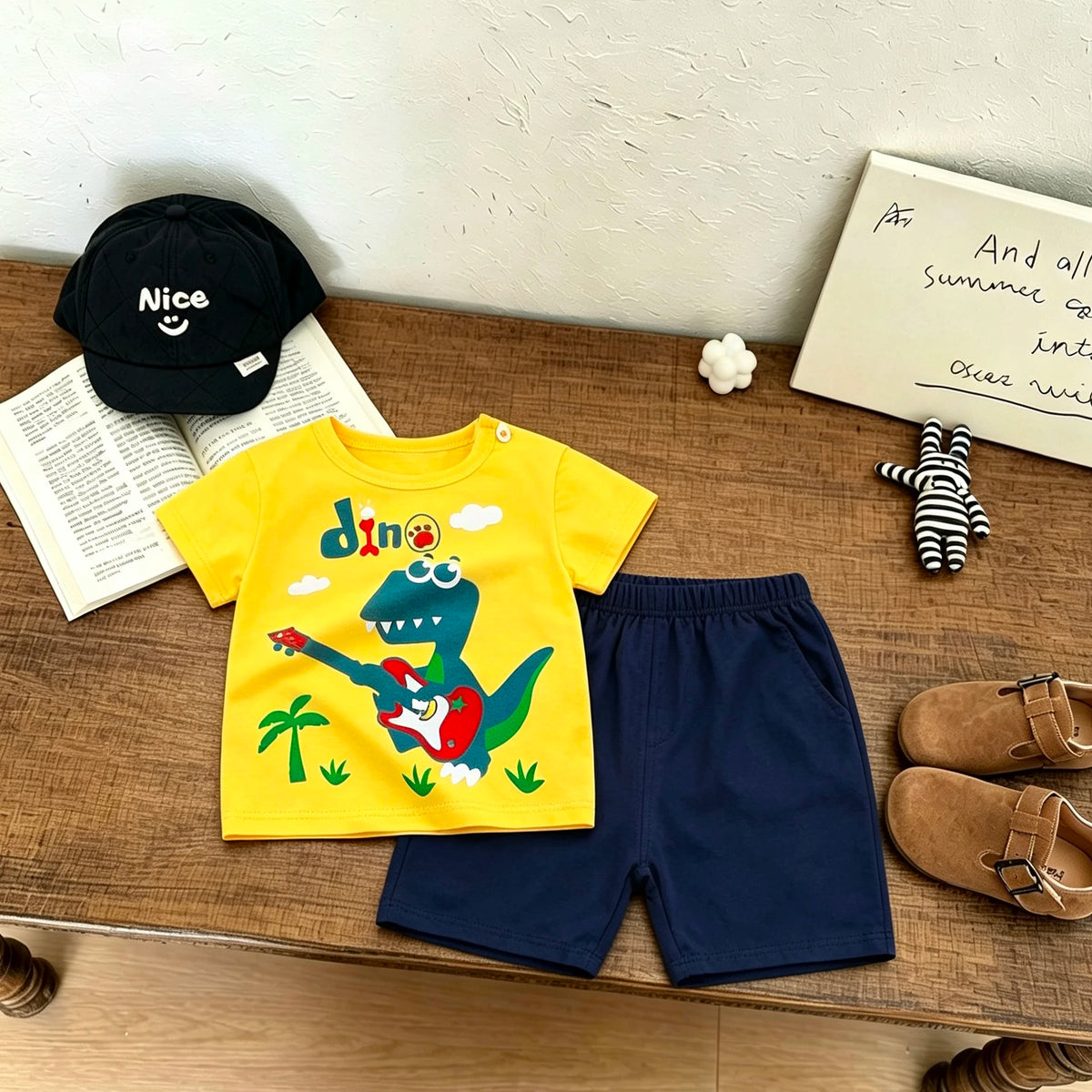 Fashion Summer Clothes Short-sleeved Tracksuits Cartoon Tshirt+Shorts Cartoon Tees Outfits Boys And Girls Cute Tees+Shorts Suit