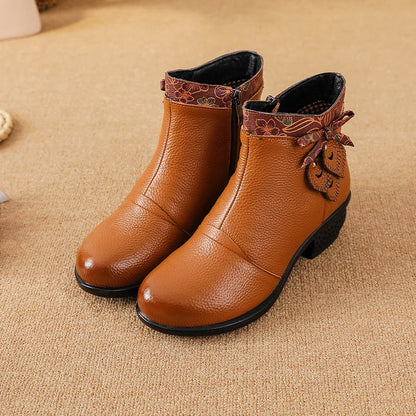 Top layer cowhide 2025 autumn and winter new retro ethnic style feature thick heel buckle splicing versatile women's short boots