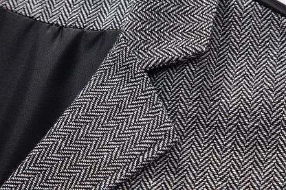 New Men's Retro Lapel Vest Herringbone Coarse Tweed Pockets Suit Vest British Casual Vintage Gentleman Leisure Party Bar Banquet