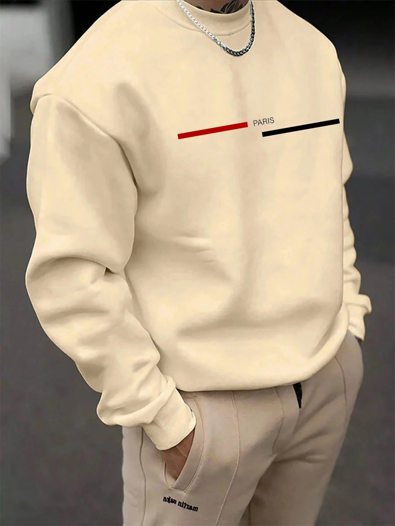 Men's autumn and winter casual loose fashion classic Paris letter pattern printed long sleeved round neck sweatshirt