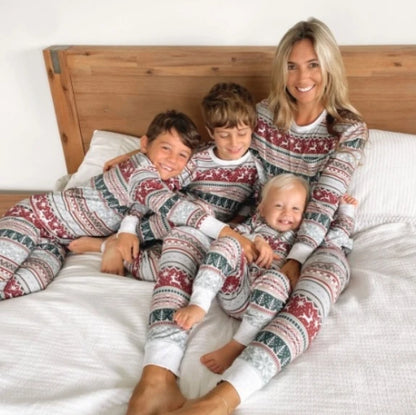 2024 Christmas Family Matching Pajamas New Year Xmas Father Mother Kids Baby Clothes Set Dad Mom And Daughter Son Pyjamas Outfit