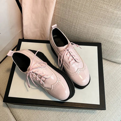 Ochanmeb Big Size 48 Women Patent Leather Brogues High Heels Derby Shoes Platforms Laser Cutout Oxfords Fashion Ladies Pumps Red