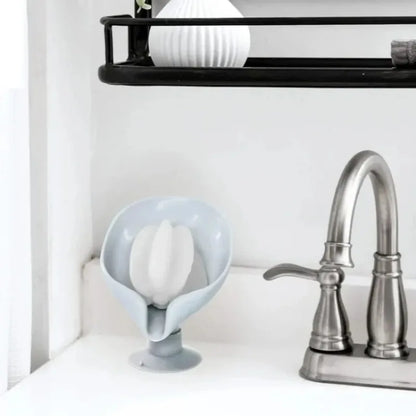 Drain Soap Holder Leaf Shape Soap Box Suction Cup Tray Drying Rack for Shower Sponge Container Kitchen Bathroom Accessories