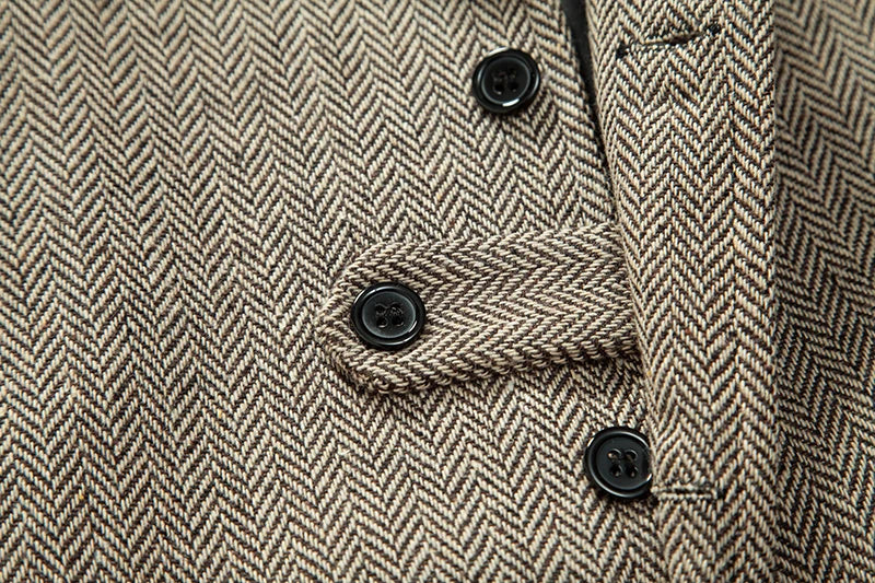 New Men's Retro Lapel Vest Herringbone Coarse Tweed Pockets Suit Vest British Casual Vintage Gentleman Leisure Party Bar Banquet