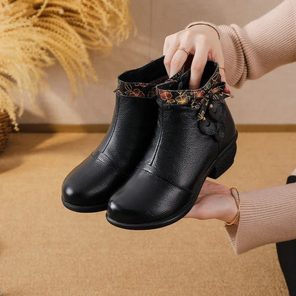 Top layer cowhide 2025 autumn and winter new retro ethnic style feature thick heel buckle splicing versatile women's short boots
