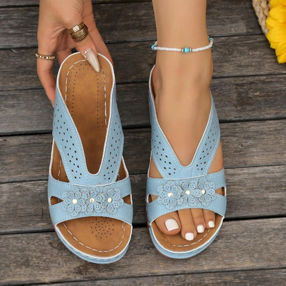 Summer Women Slippers Floral Beach Slides Hollow Breathable Casual Ladies Slip on Fashion Platform Comfortable Women's Sandals
