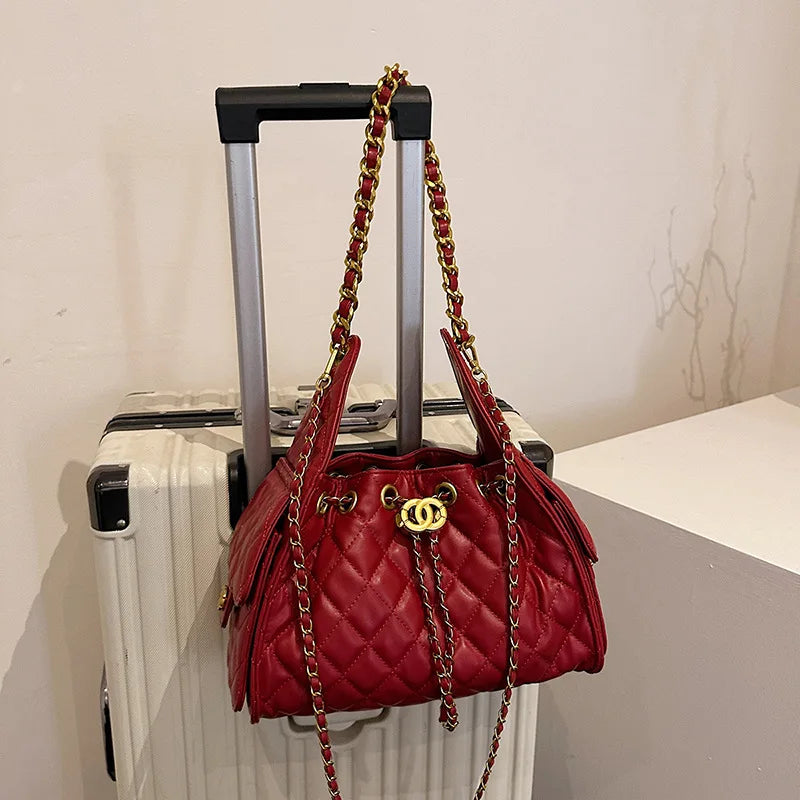 Quilted shoulder underarm bag, large-capacity hobo bag, bucket drawstring chain crossbody bag, women's handbag