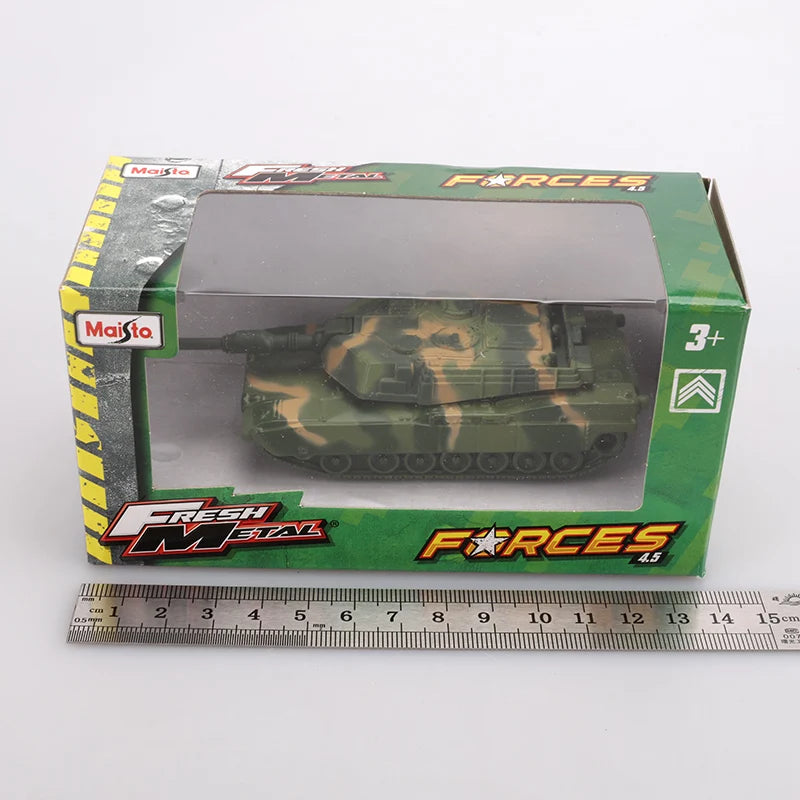Maisto 1:43 Wrangler robicon/TankMilitary models Alloy Model Car