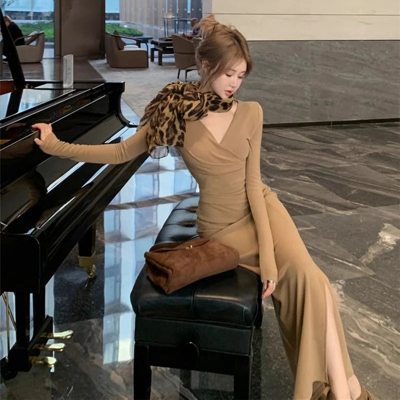 Spring Winter Lady Fashion Designer V-neck Slim Fit Long Sleeves Dress Girls Korean Version Solid Waist Cinching Wrap Hip Skirt