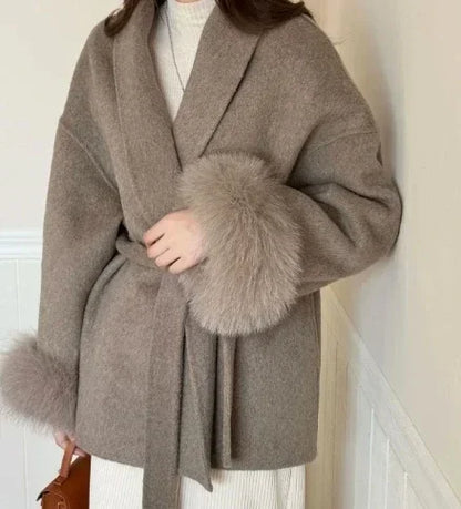 Hot sale high-end warmth comfortable and stylish double-sided straps for women  Not pure wool removable cuffs plush short jacket