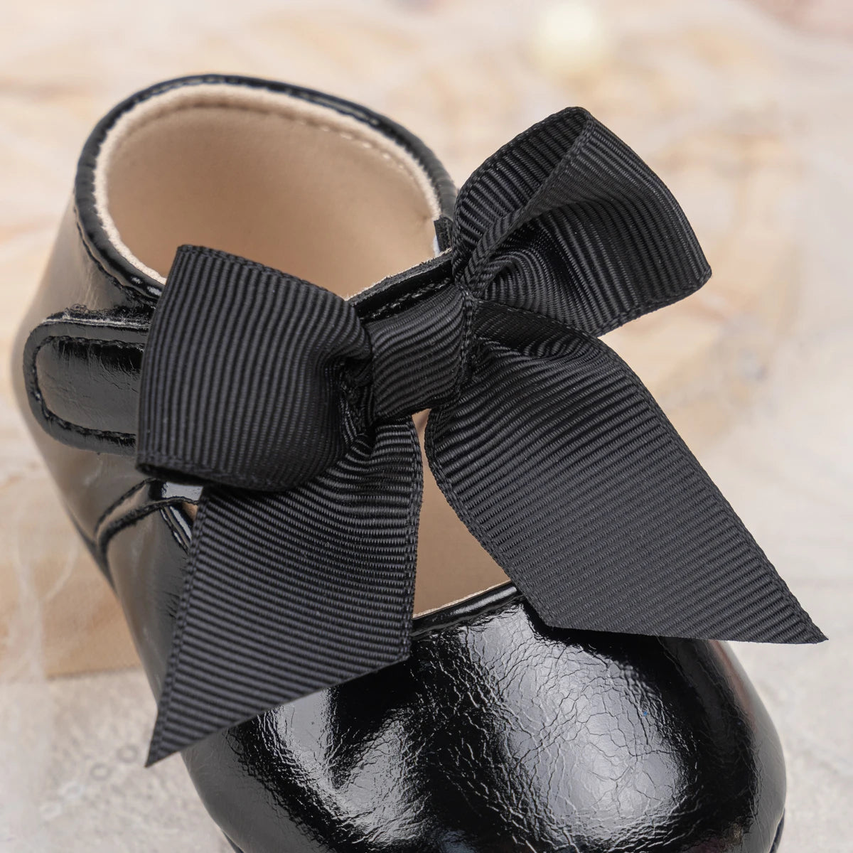 Fashion Baby Girl Casual Leather Shoes Exquisite Lace Bowknot Solid Color Princess Wedding Walking Shoes Soft Non-slip Flat Sole