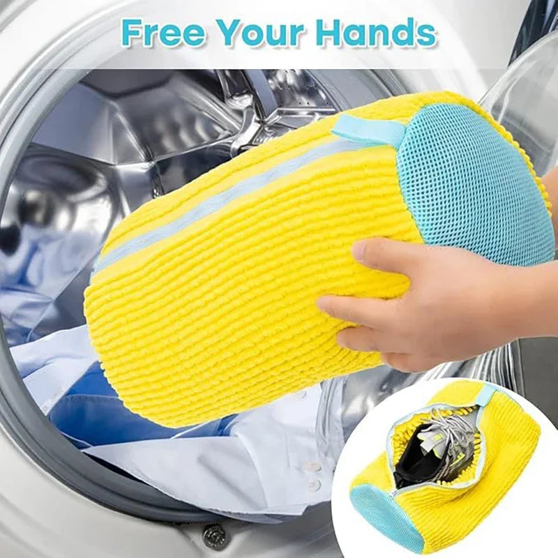 Fluffy Fiber Shoe Washing Bag 360° Surround Cleaning Reusable Durable Machine-Washable Laundry Bag with Zipper Closure (1pc)